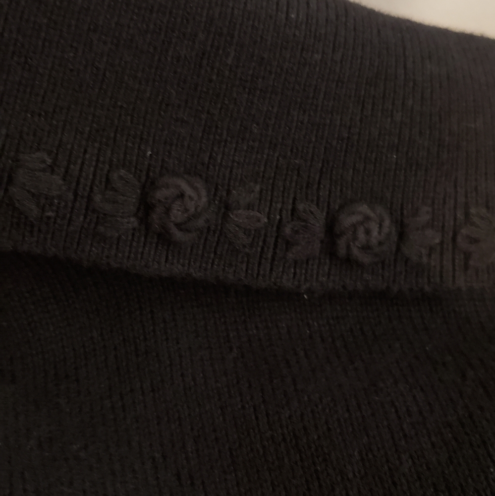Sweater - Picture 3 of 4